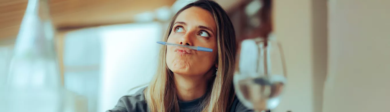 lady procrastinating